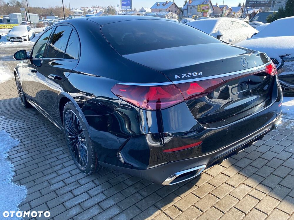 Mercedes-Benz Klasa E - 2