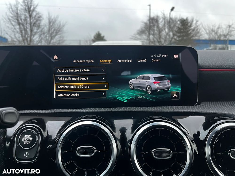 Mercedes-Benz A 220 4Matic 7G-DCT AMG Line - 25