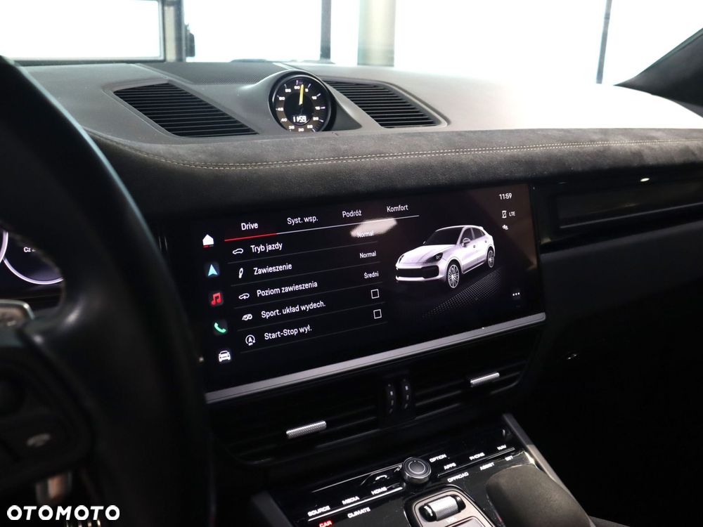 Porsche Cayenne Turbo GT - 28