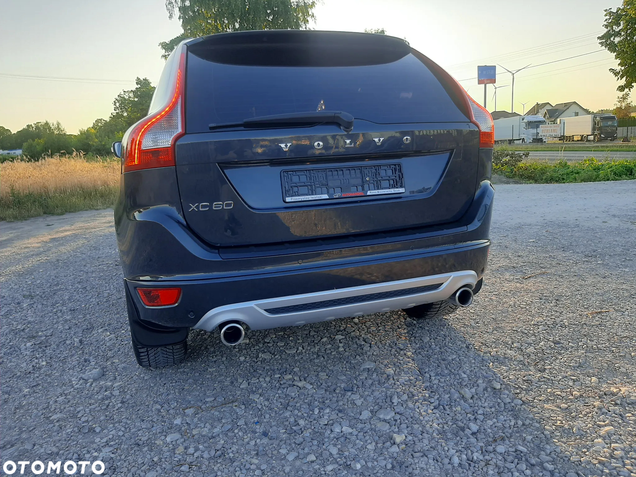 Volvo XC 60 D5 AWD RDesign - 9