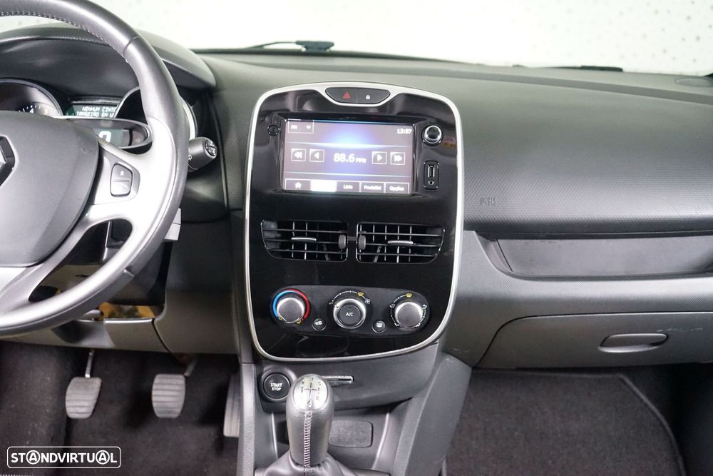 Renault Clio Sport Tourer 1.5 dCi Dynamique S - 18