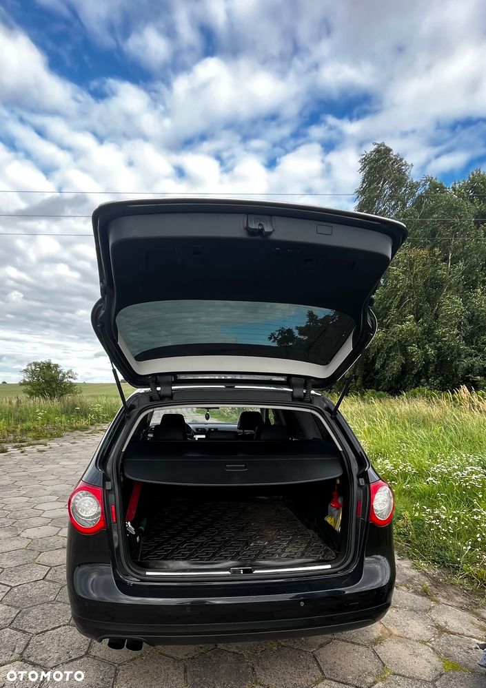 Volkswagen Passat 2.0 TDI DPF R-Line Edition - 14