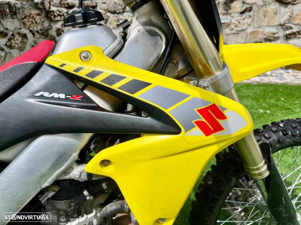 Suzuki RMZ 250 - 11