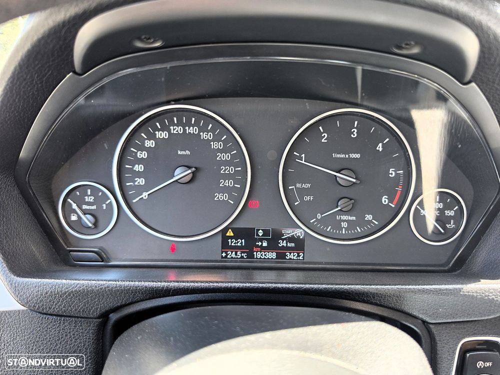 BMW 318 d Line Modern - 17