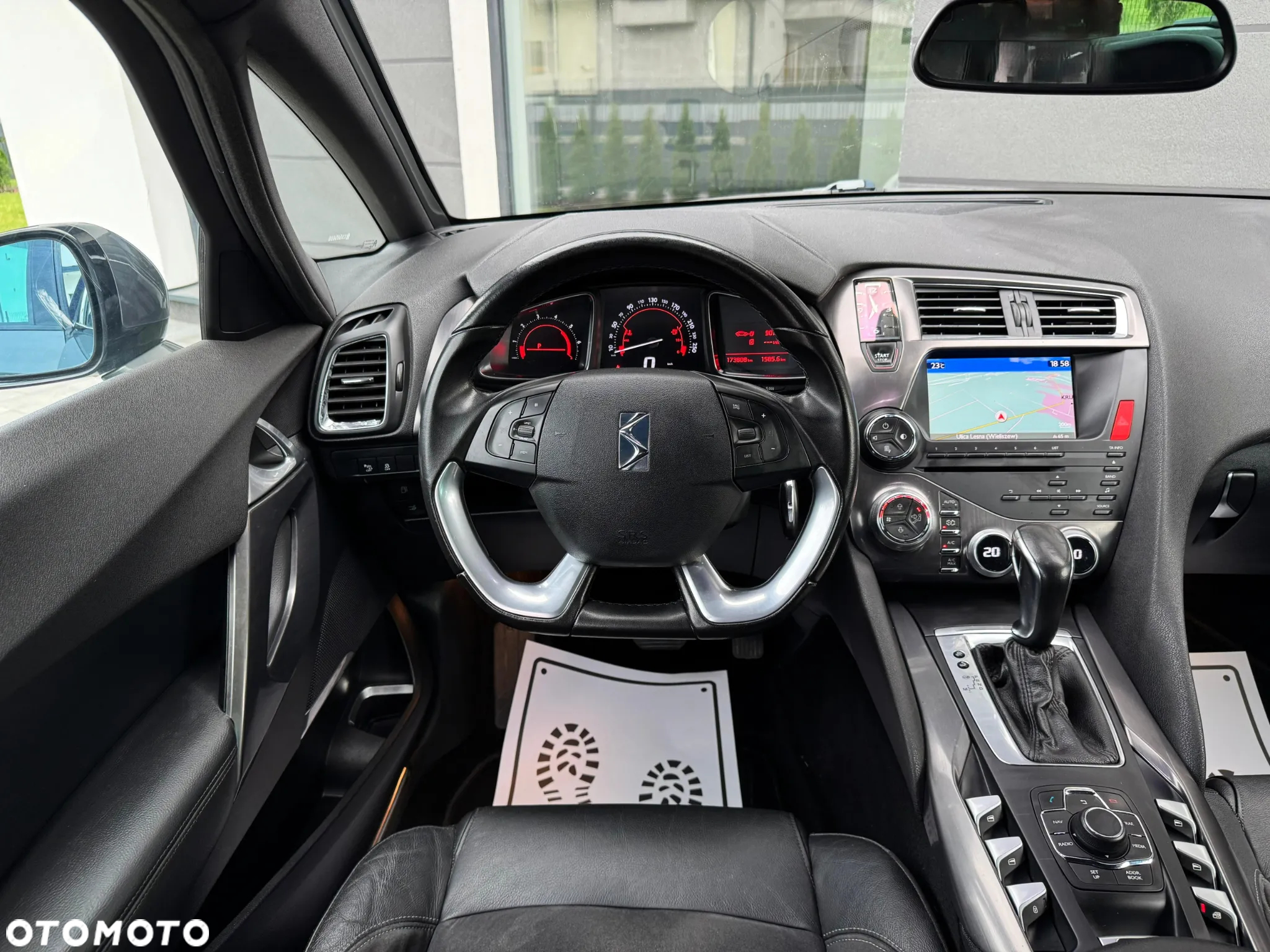 Citroën DS5 2.0 HDi SportChic - 12