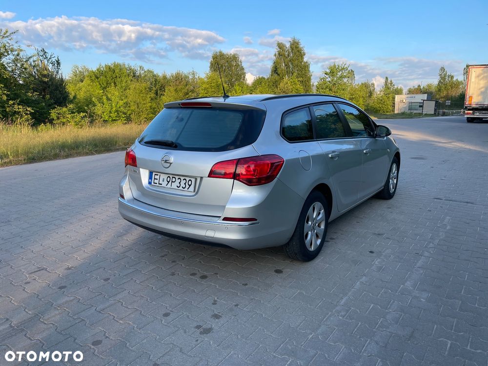Opel Astra 1.4 T Enjoy - 7