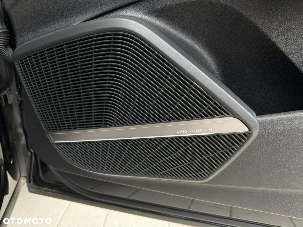 Audi Q5 55 TFSIe quattro S tronic S line - 8