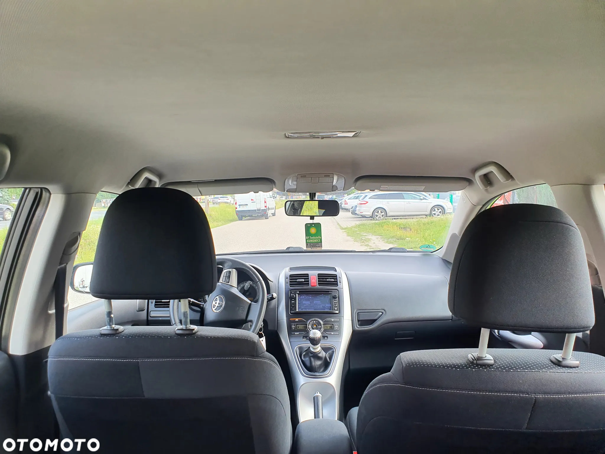 Toyota Auris 1.6 Sol - 28
