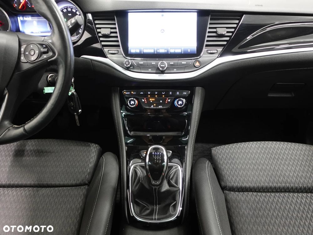 Opel Astra 1.6 BiTurbo D (CDTI) Start/Stop Innovation - 34