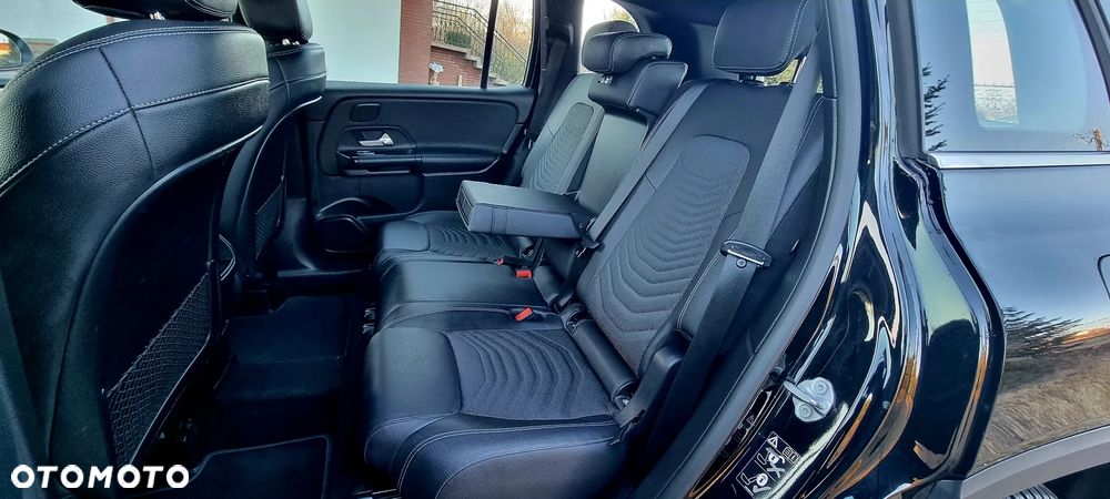 Mercedes-Benz GLB 200 Progressive 7G-DCT - 18