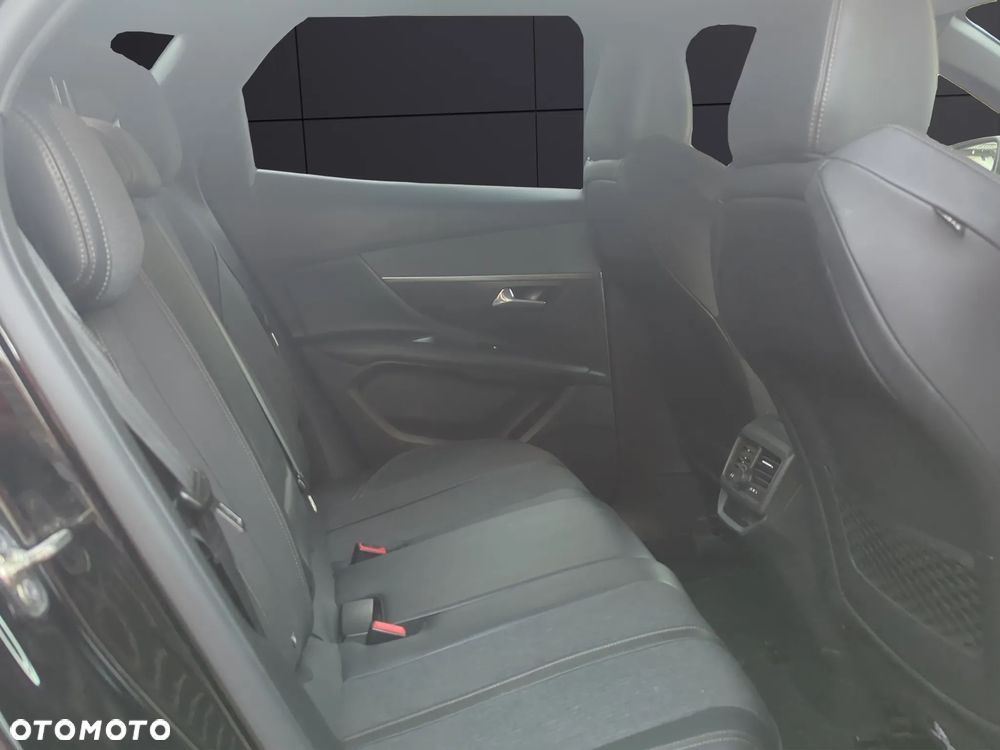 Peugeot 3008 - 22