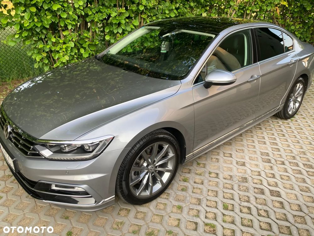 Volkswagen Passat 2.0 TSI 4Mot Elegance DSG - 1