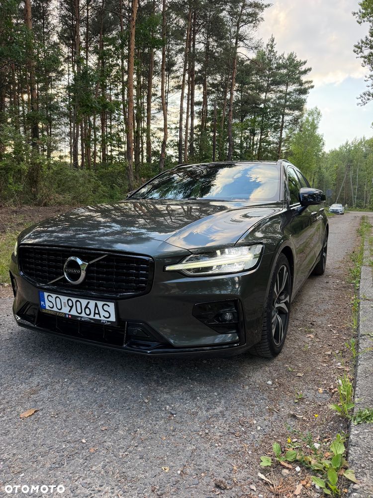 Volvo V60 B3 B R-Design - 2