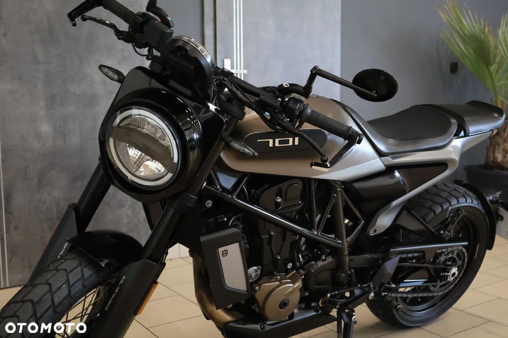 Husqvarna Svartpilen - 20
