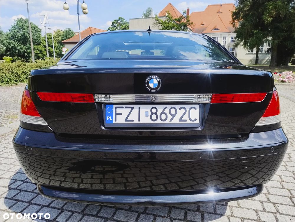 BMW Seria 7 740d - 4