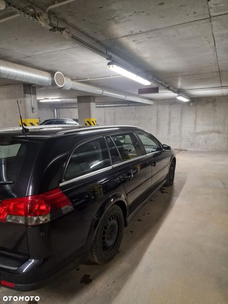 Opel Vectra 1.9 CDTI Cosmo - 4