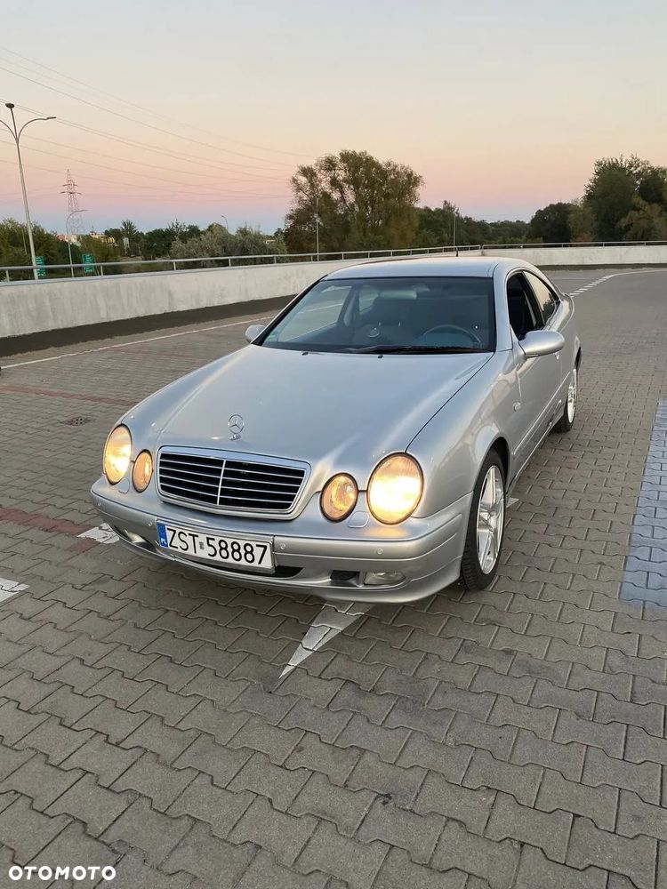 Mercedes-Benz CLK - 2
