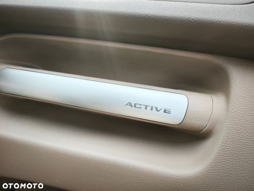 Kia Sportage 2.0 CRDI LX - 19