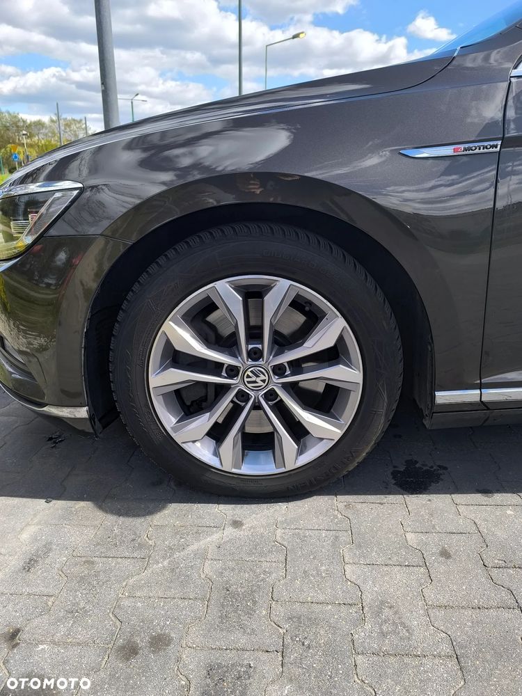 Volkswagen Passat 2.0 TDI Bi-Turbo BMT 4Mot Highline DSG - 8