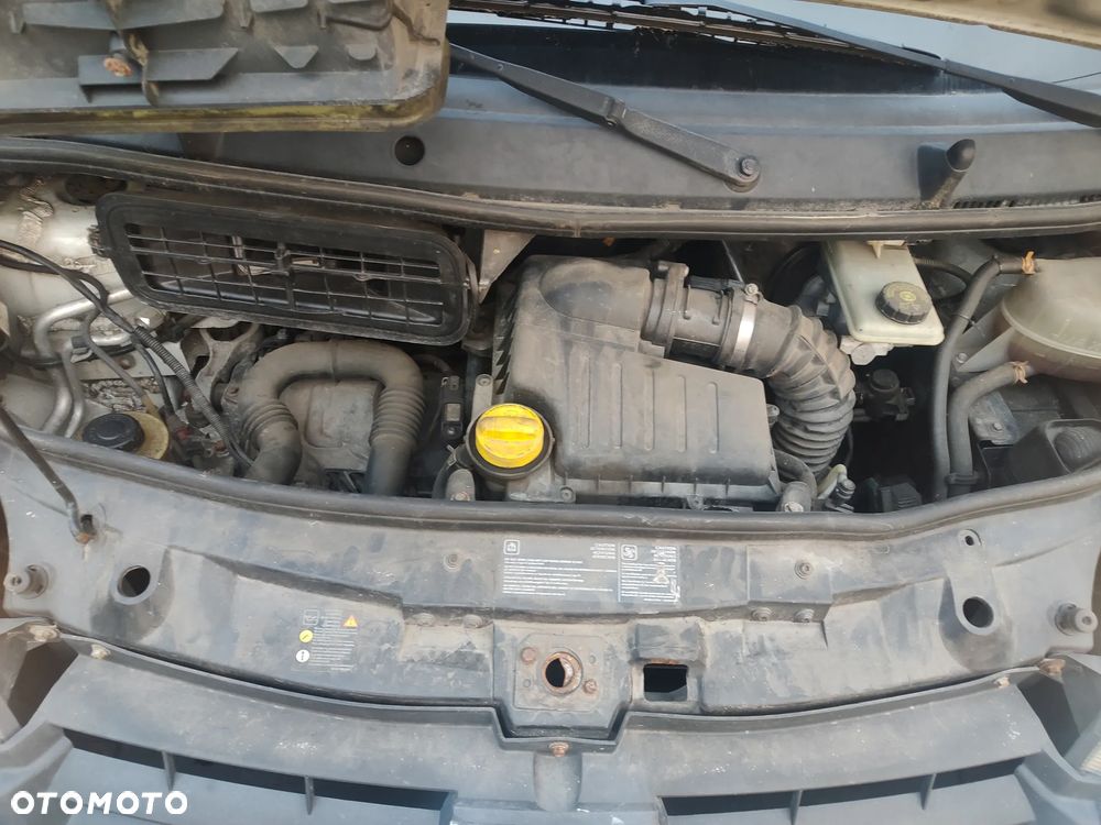Renault Trafic - 10