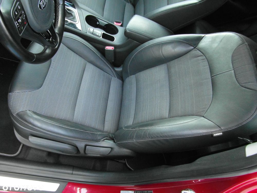 Kia Niro 1.6 GDI HEV 2WD OPF Spirit - 17
