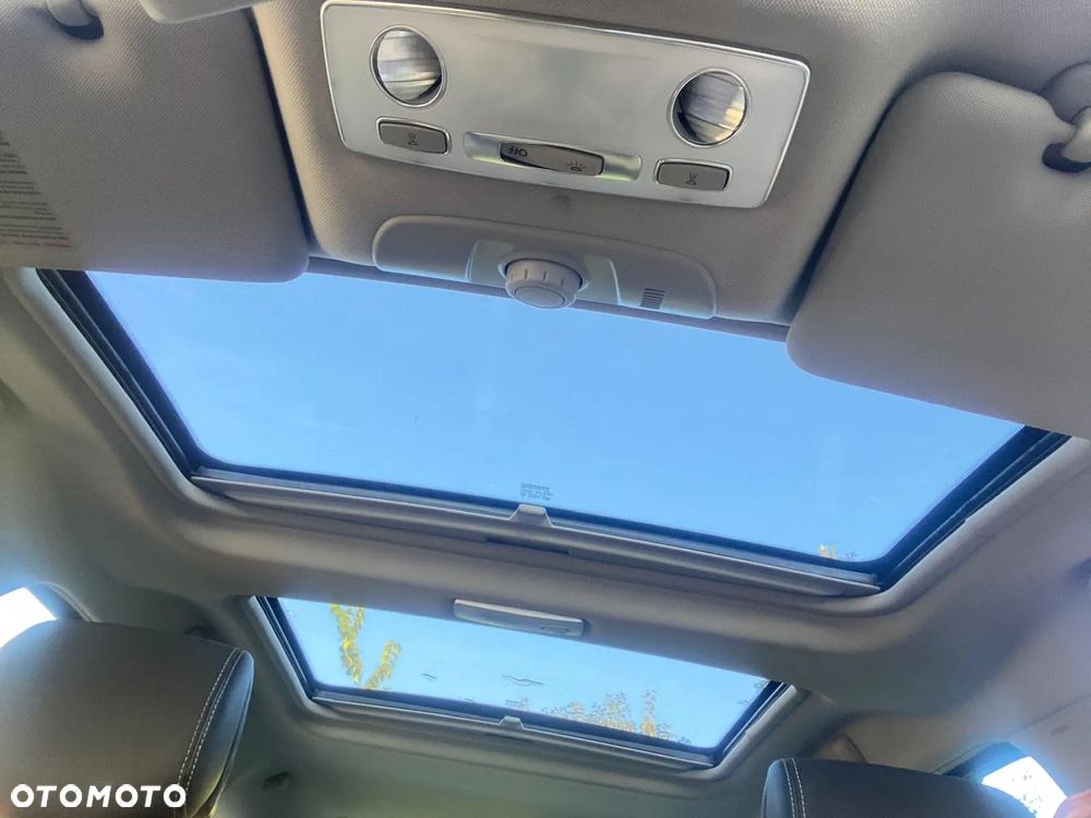 Renault Laguna 2.0 dCi Bose Edition - 11