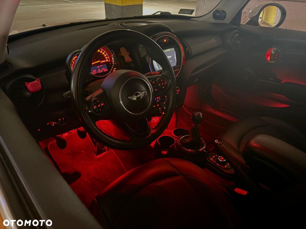 MINI Cooper - 4