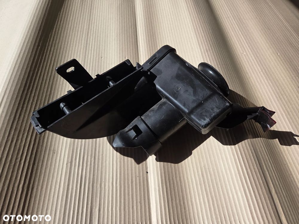 Rezonator dolot powietrza rura Citroen C3 III  9682647680 - 2