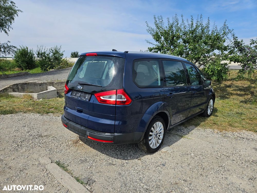 Ford Galaxy 2.0 TDCi DPF Aut. Trend - 4