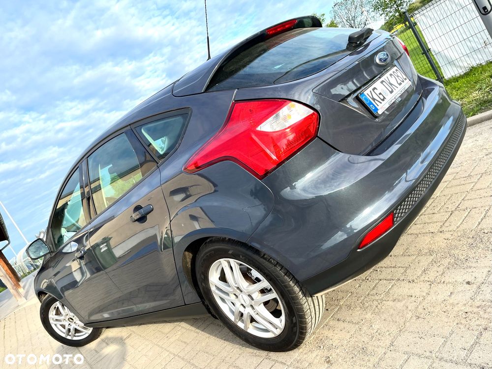 Ford Focus 1.6 TI-VCT Champions Edition - 3
