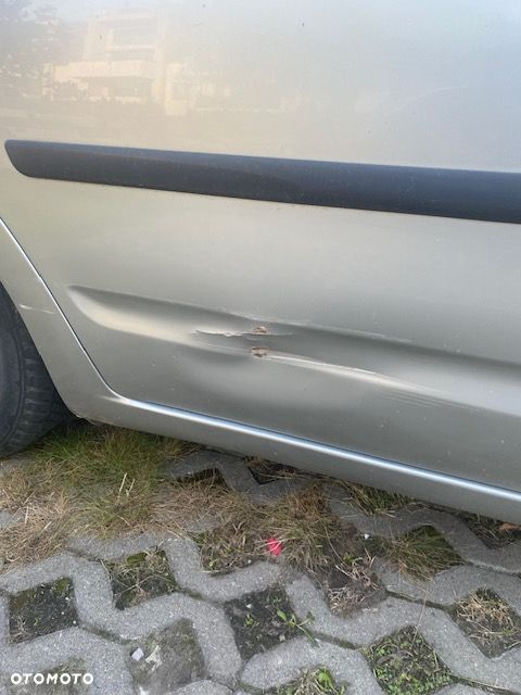 Toyota Prius - 7
