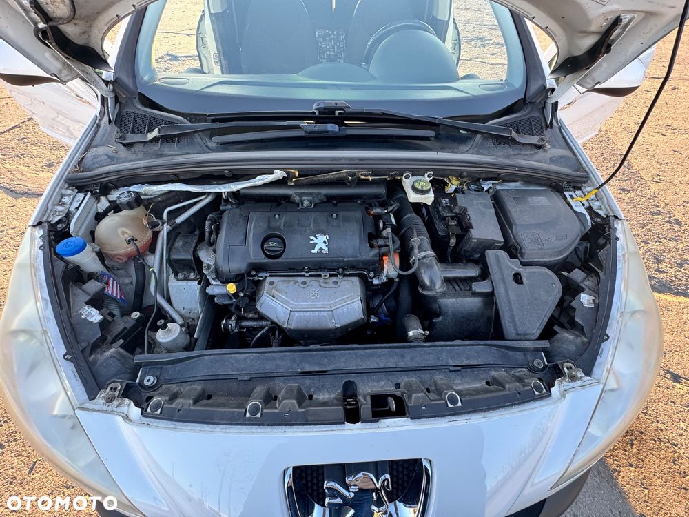 Peugeot 308 120 VTi Allure - 18