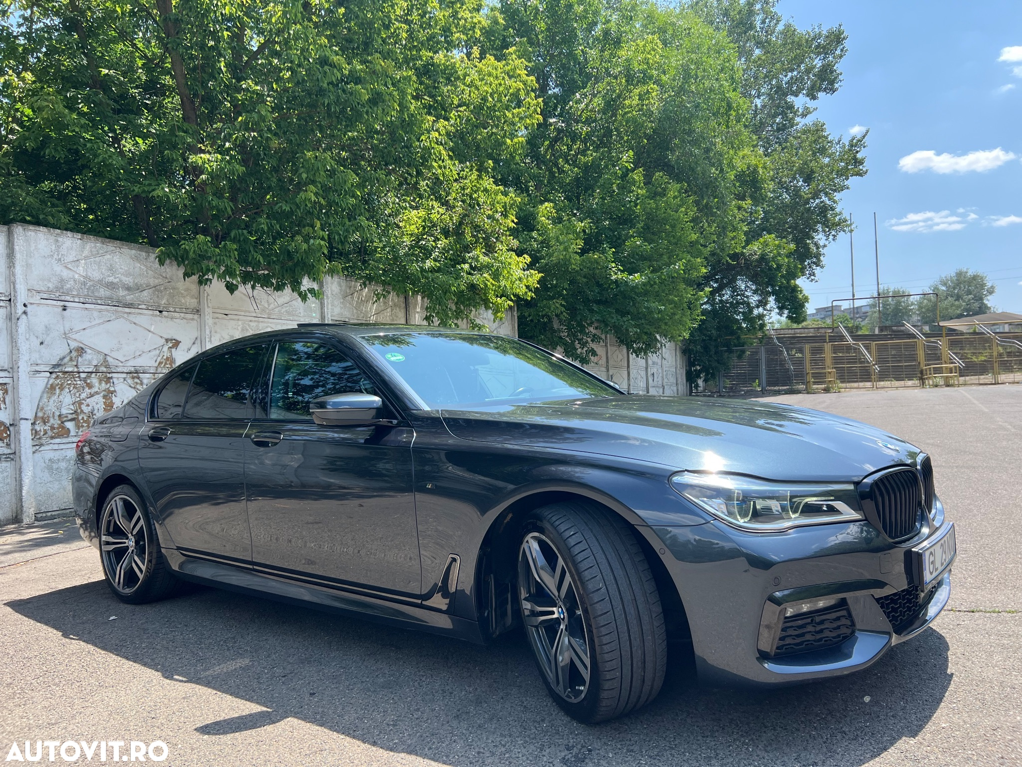 BMW Seria 7 740d xDrive - 9