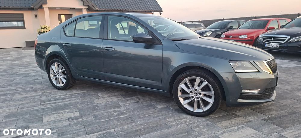 Skoda Octavia 2.0 TDI Tour - 38