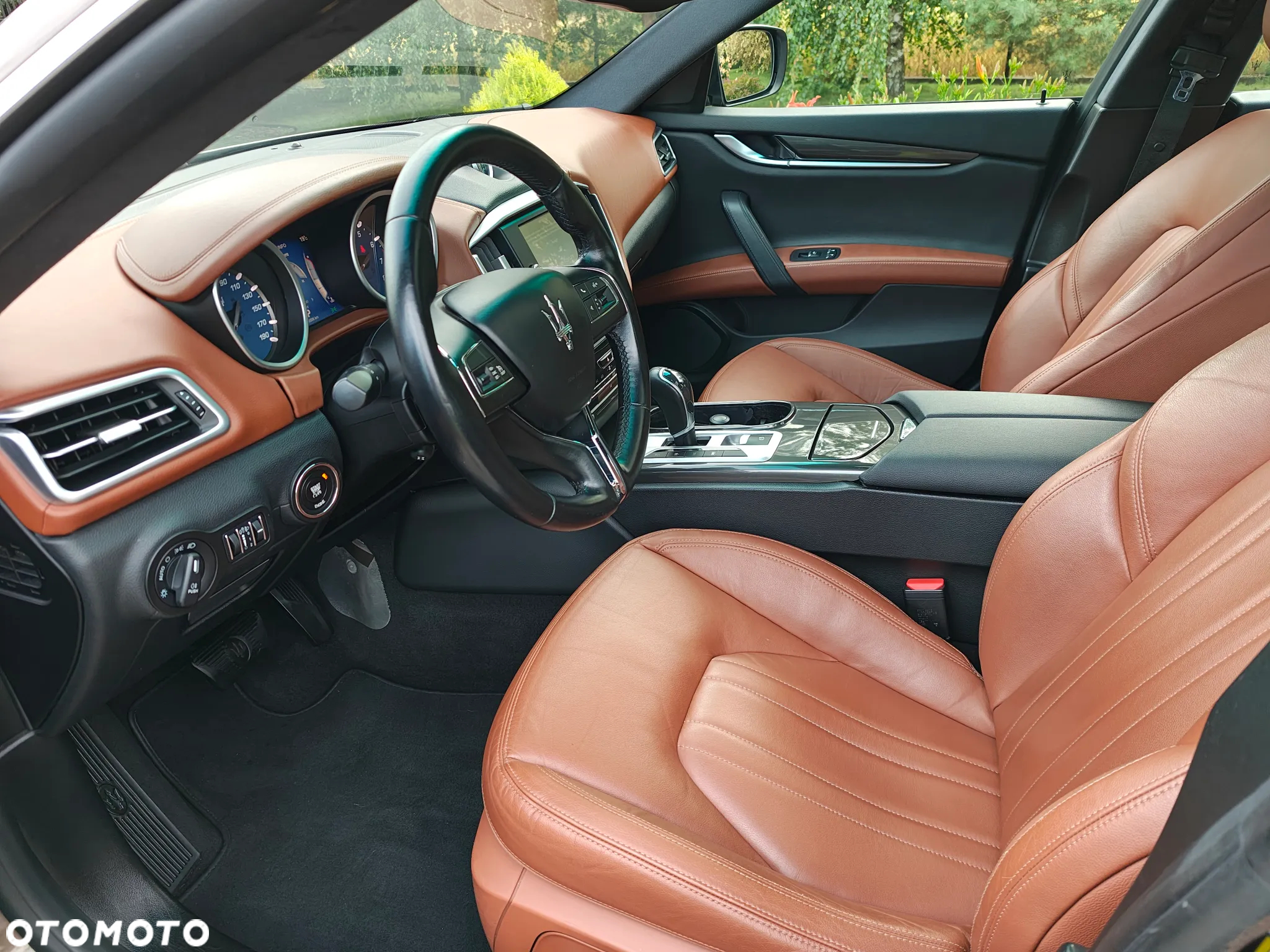 Maserati Ghibli - 15