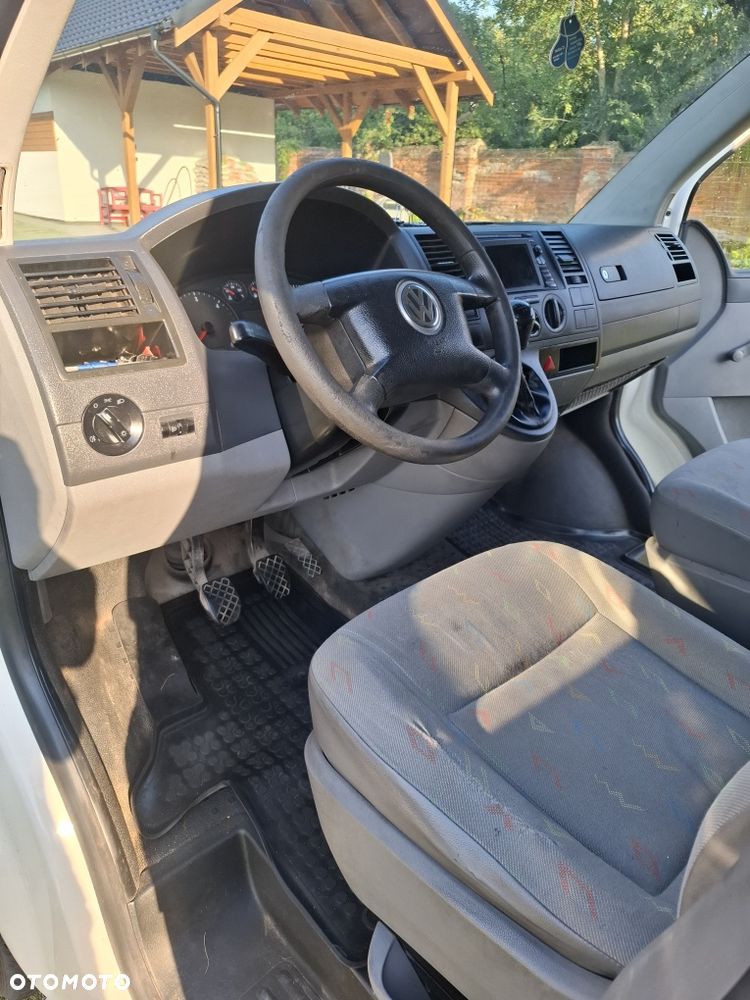 Volkswagen Transporter - 8