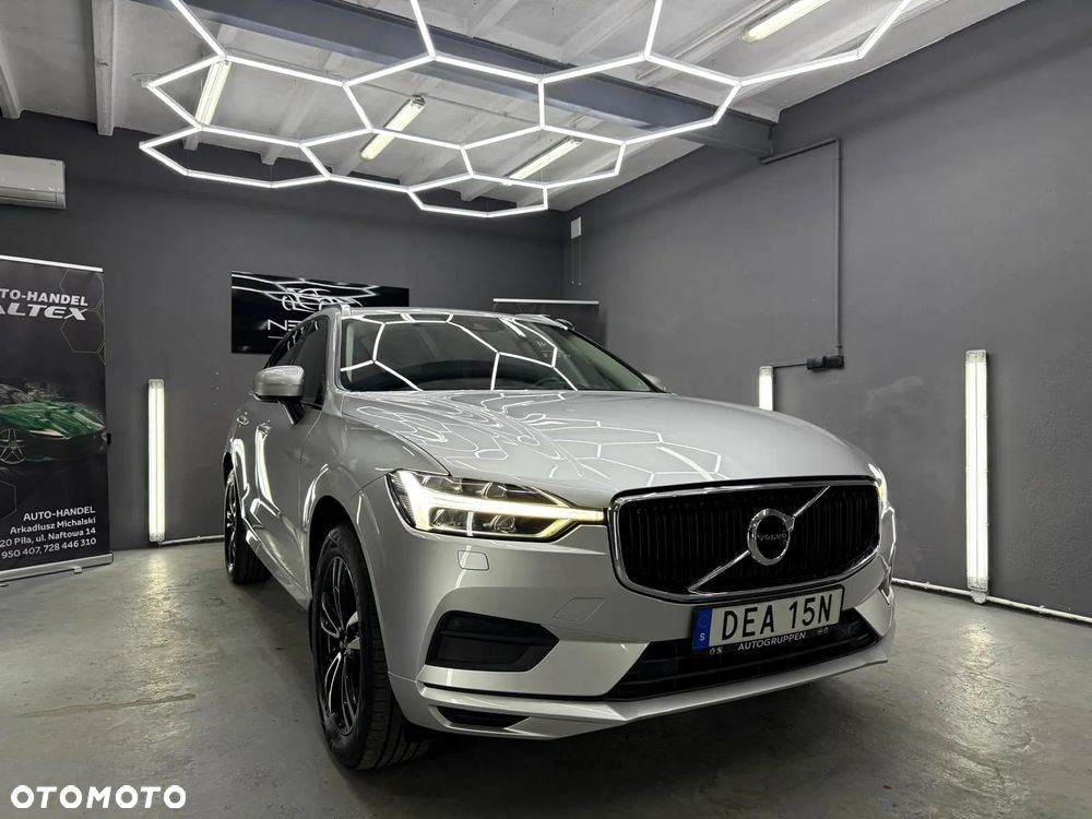 Volvo XC 60 D4 Momentum - 1