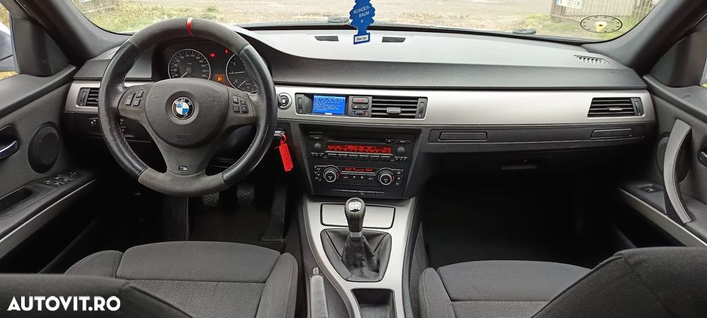 BMW Seria 3 325xi - 8