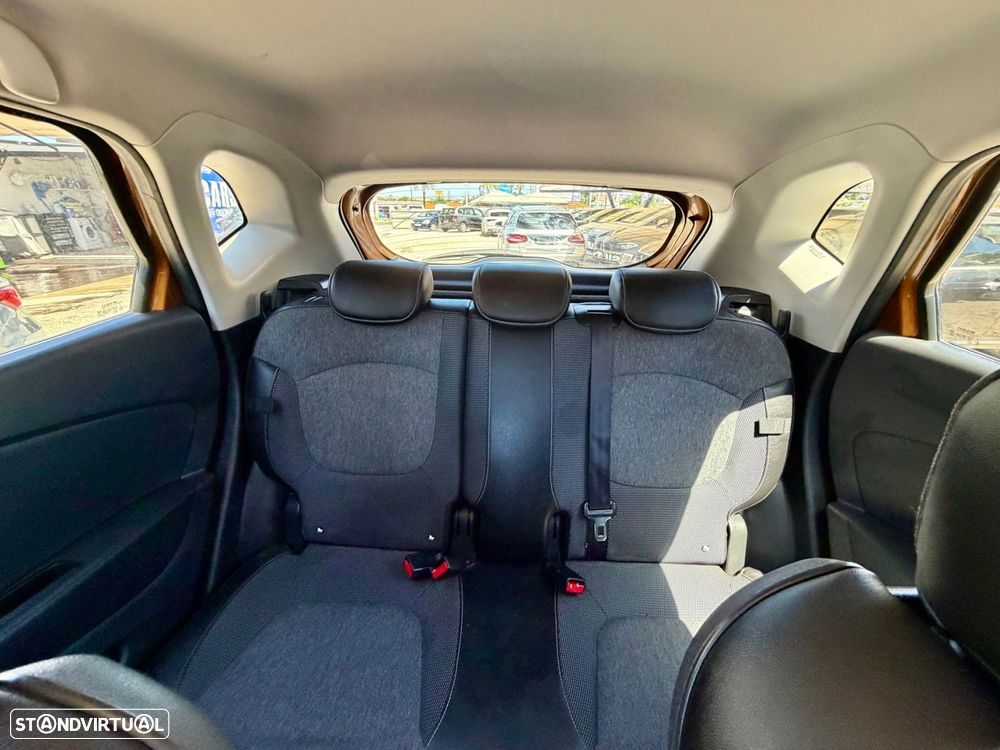 Renault Captur 1.2 TCe Exclusive EDC - 14