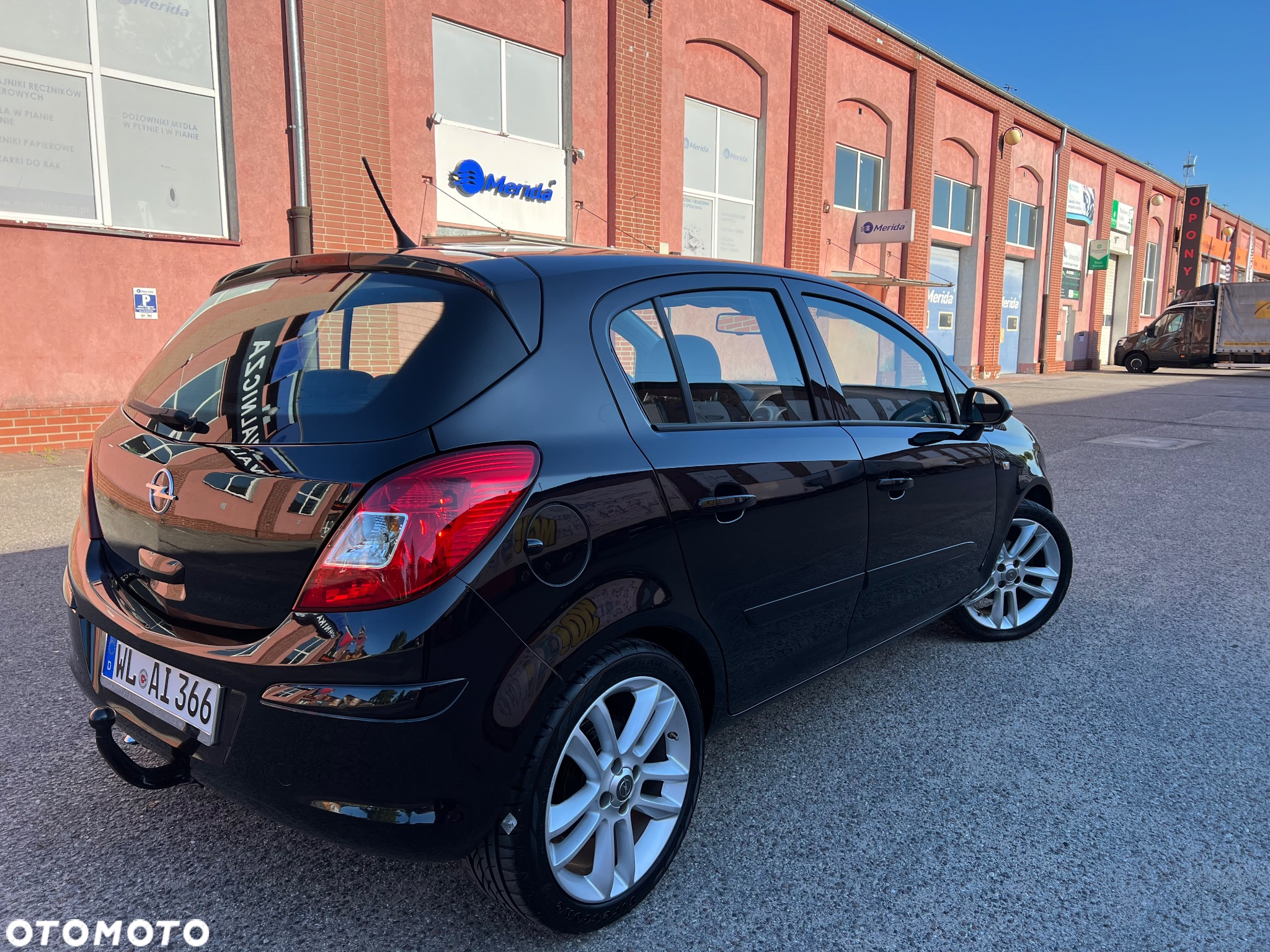Opel Corsa 1.4 16V Cosmo - 4