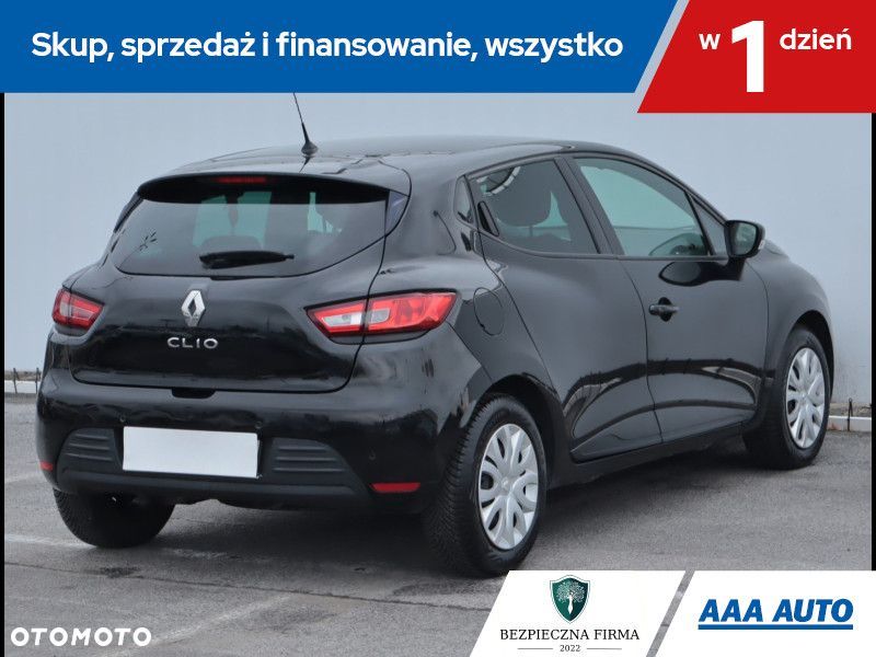 Renault Clio - 7