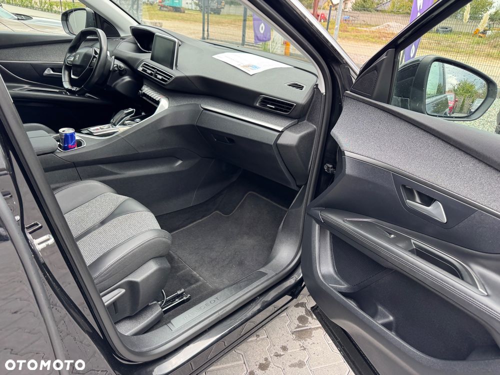 Peugeot 3008 1.6 PureTech GPF Allure S&S EAT8 - 21