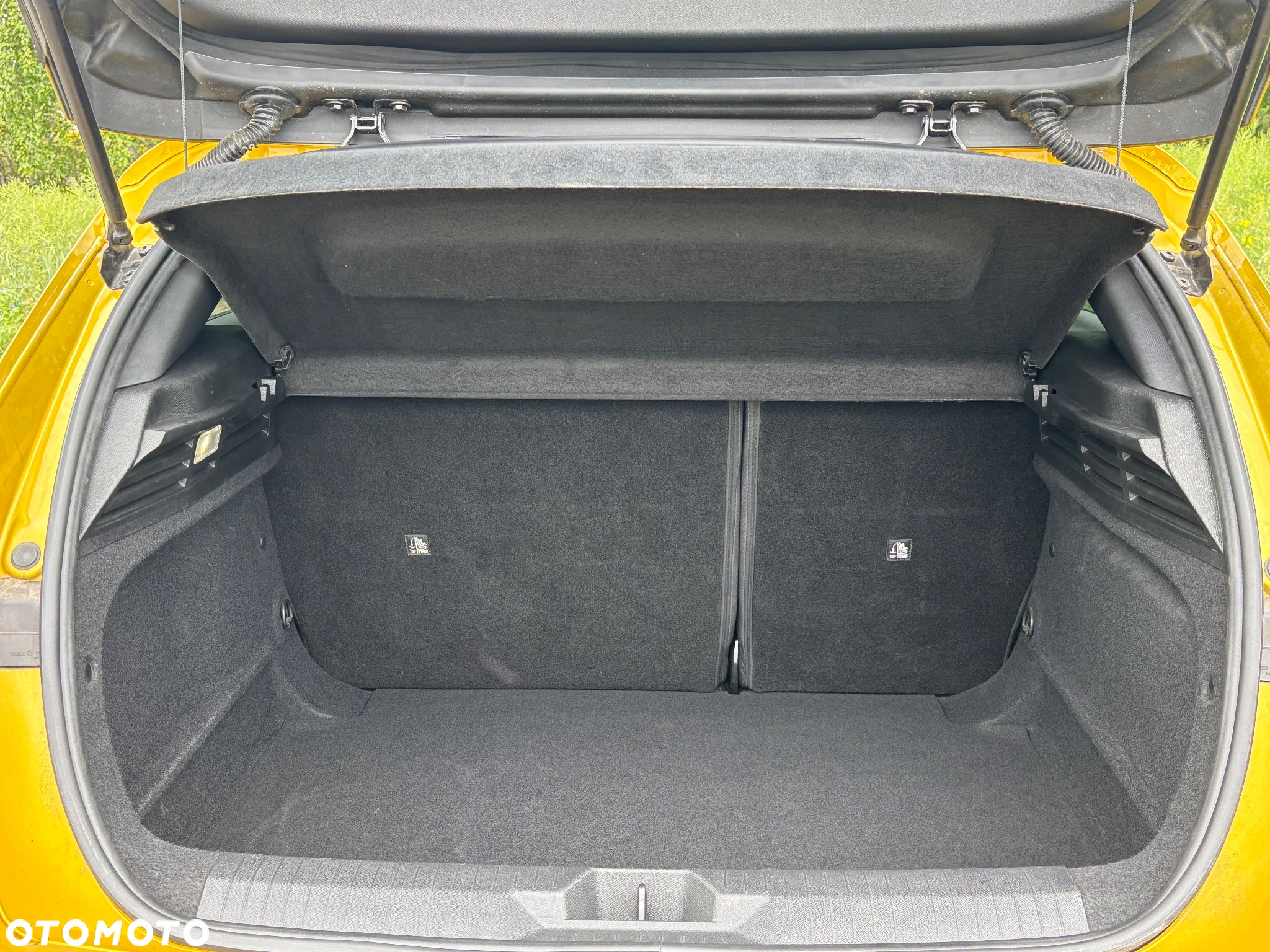 Opel Astra V 1.2 T Elegance S&S - 14