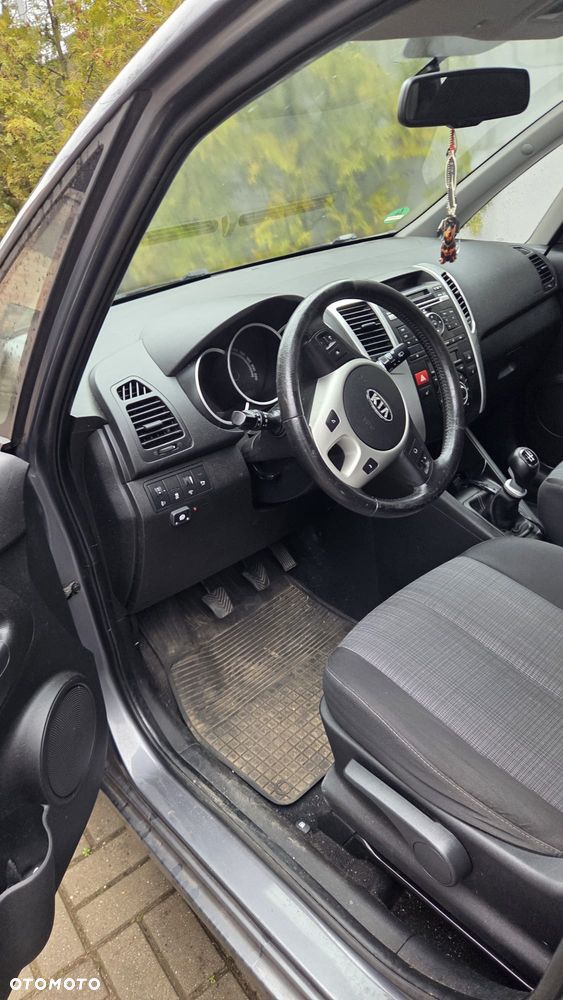 Kia Venga 1.6 CVVT ISG Vision - 2