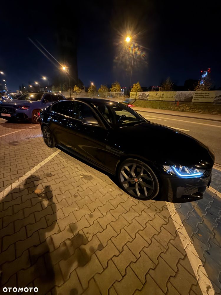 Jaguar Xe 2018 photo 2