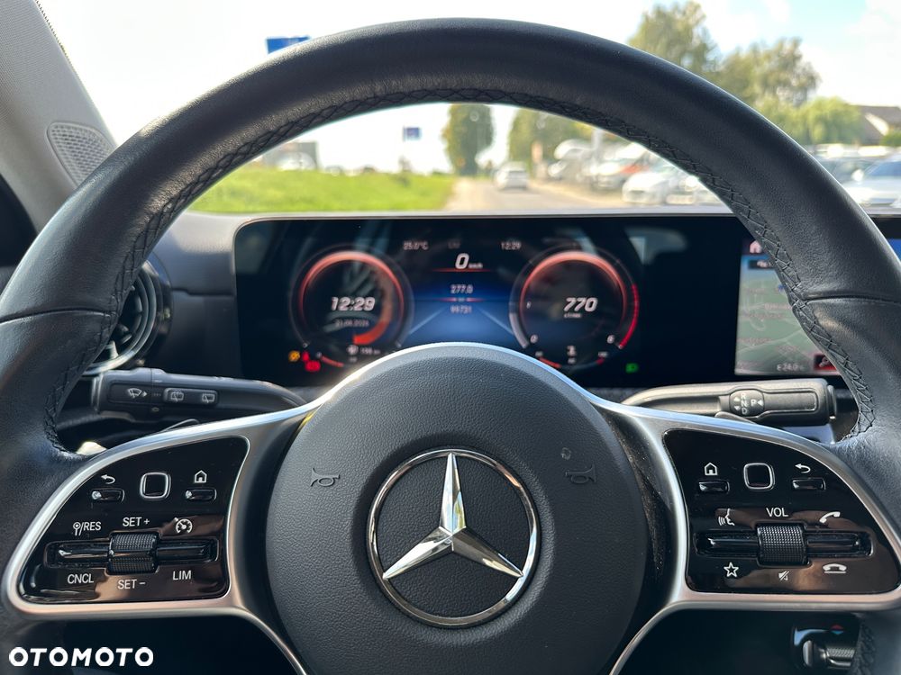 Mercedes-Benz Klasa A 180 d 8G-DCT Progressive - 12
