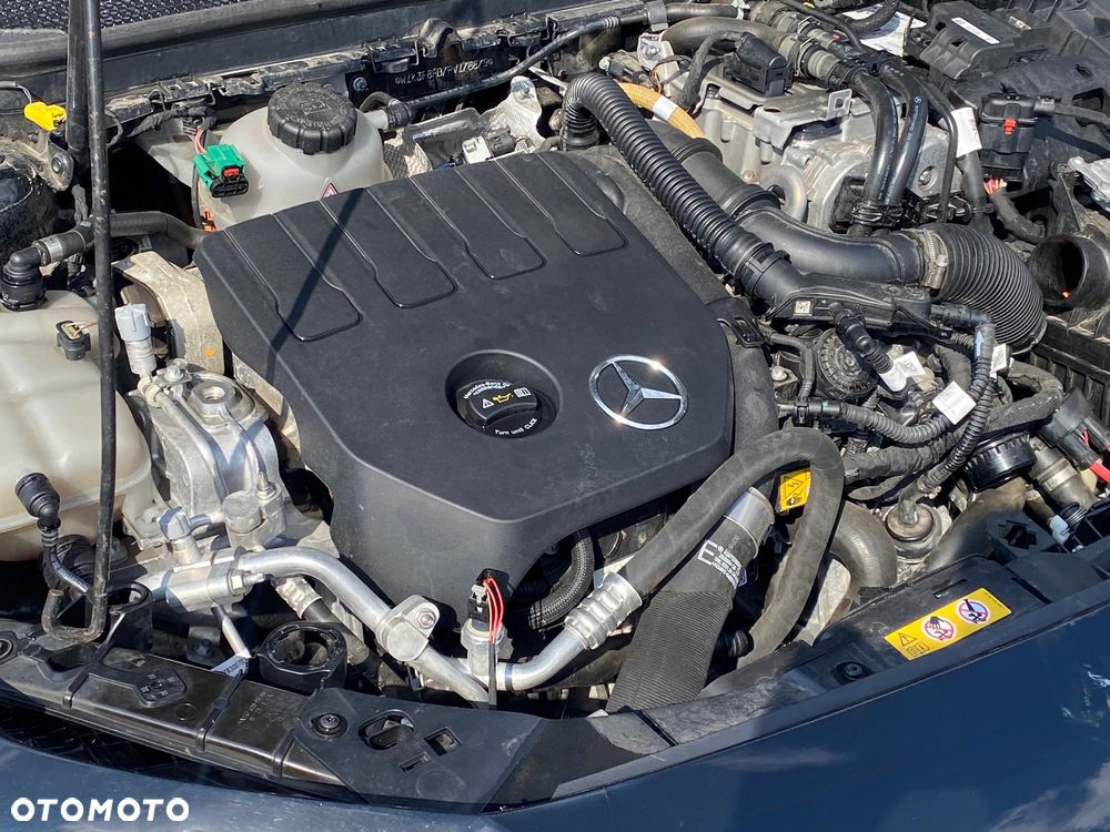 Mercedes-Benz Klasa A ver-250-e-phev-amg-line-8g--dct - 6