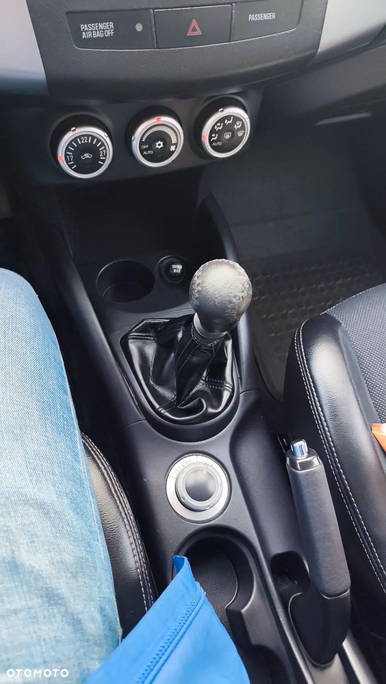 Peugeot 4007 HDI FAP 7-Sitzer Allure - 9