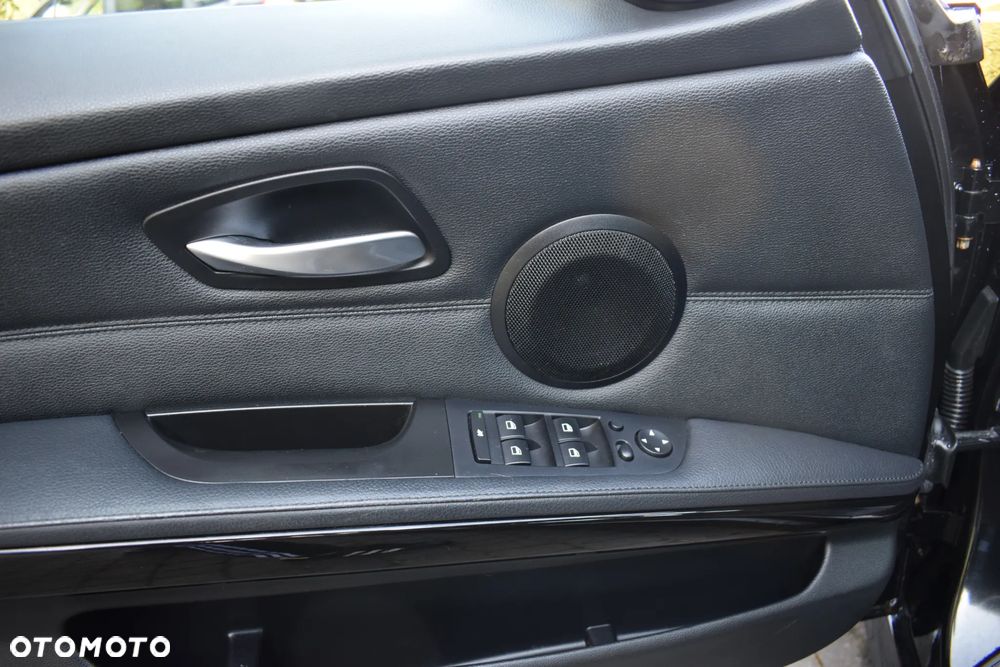 BMW Seria 3 - 30