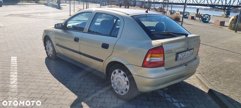 Opel Astra 1.4 Comfort / Cool - 4